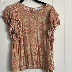 DR2 Coral Pink Paisley Ruffle Sleeve Top